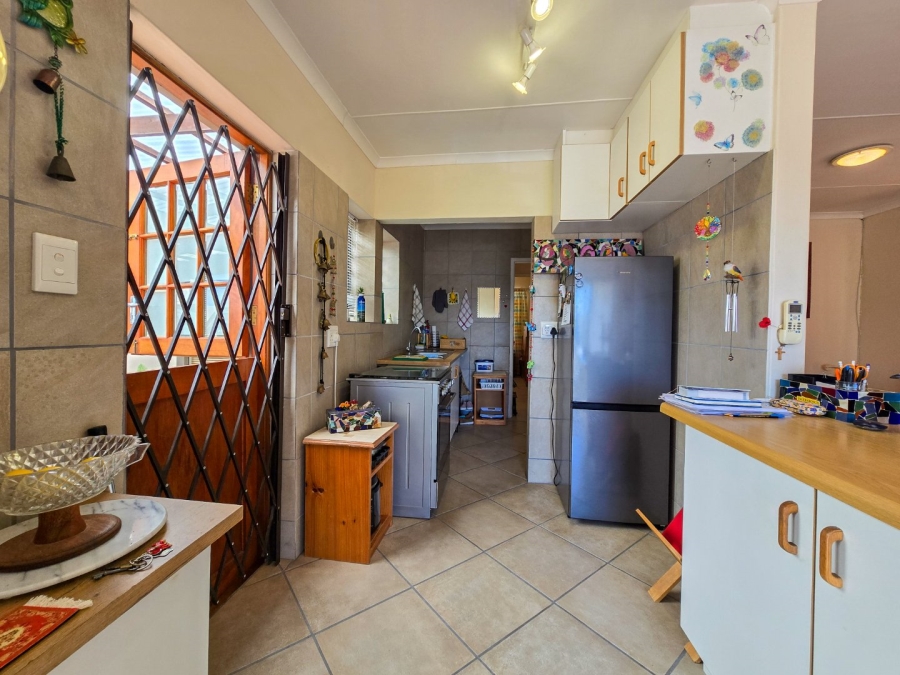 3 Bedroom Property for Sale in Stilbaai Wes Western Cape